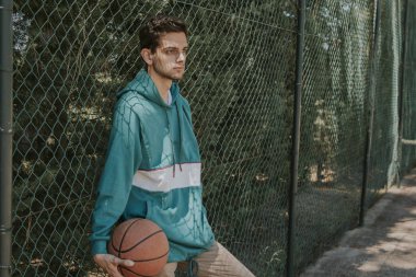 Basketbol genç atlet