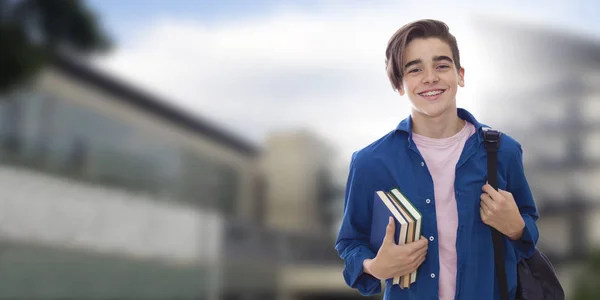 Ung Tonåring Student Med Böcker — Stockfoto