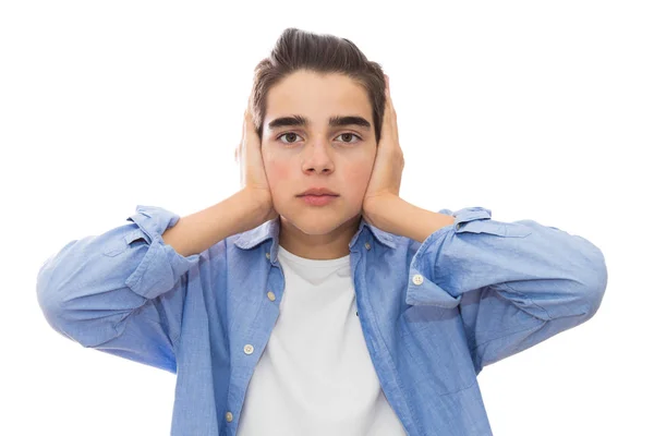 Retrato Jóvenes Aislados Cubriendo Sus Orejas —  Fotos de Stock