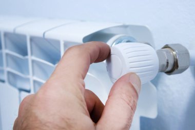 Ev Isıtma radyatörler evde