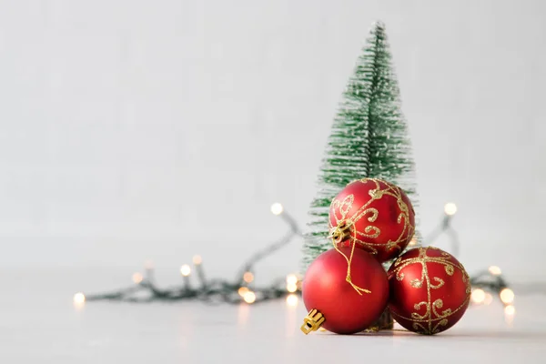 Árbol Navidad Con Bolas Luces Navidad —  Fotos de Stock