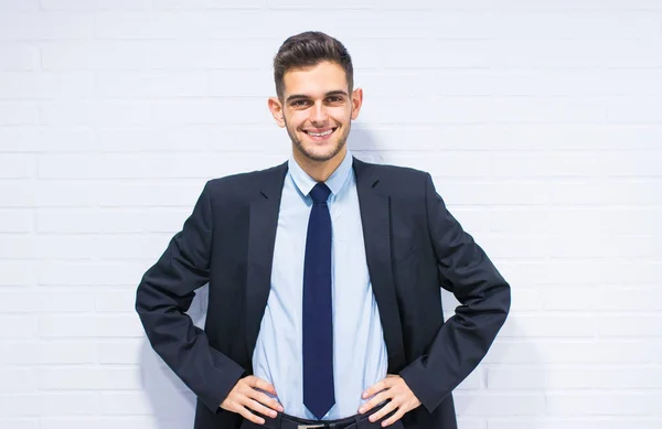 Retrato Hombre Negocios Pared Blanca — Foto de Stock