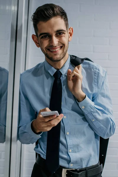 Homem Negócios Moderno Com Telefone Móvel — Fotografia de Stock