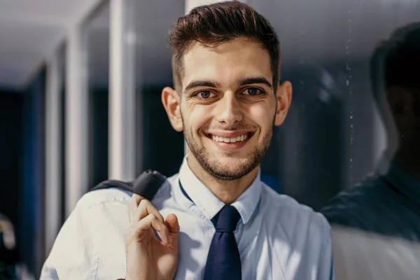 Retrato Del Hombre Negocios Sonriendo — Foto de Stock