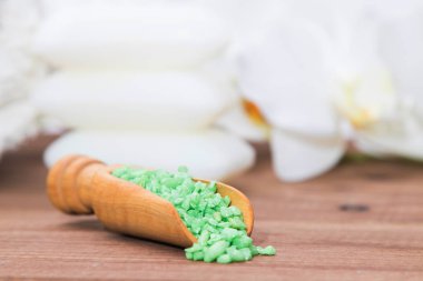 mineral banyo tuzları ve güzellik