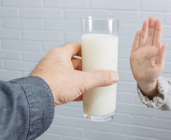 Hand Afwijzing Van Het Glas Melk Intolerantie Voor Zuivel — Stockfoto