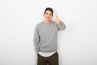 genç, sıradan bir selamlama