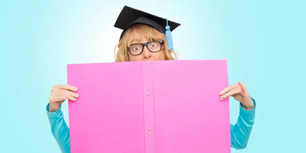 Izolovaný Student Čapkou Promoce — Stock fotografie