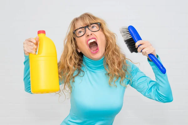 Woman Stressed Cleaning Products — Stock Photo, Image