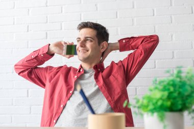 cep telefonu evde ile genç