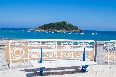 San Sebastian, Donostia, Guipuzcoa 'daki deniz kabuğu plajı.