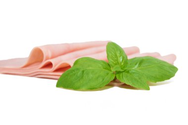 Jambon dilimleri ya da izole edilmiş sosis.