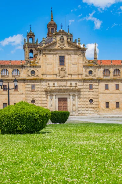 Escuela Nuestra Señora Los Viejos Monforte Lemos Lugo Galicia España — Foto de Stock