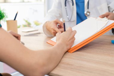 Sağlık sigortası sözleşmesini imzalamak