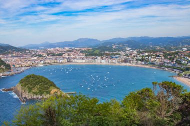 San Sebastian, Donostia, İspanya 'daki deniz kabuğunun panoramik ve manzarası