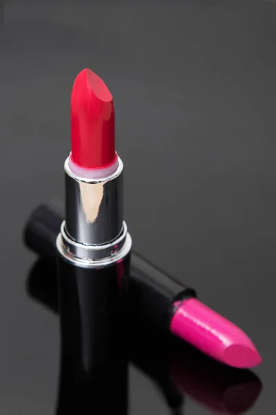 Rossetto Rosso Rossetto Sfondo Nero — Foto Stock