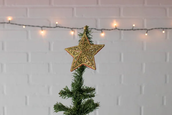 Χριστουγεννιάτικο Δέντρο Θόλο Στο Σπίτι — Φωτογραφία Αρχείου