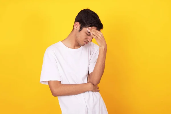Ung Man Tonåring Isolerad Färg Bakgrund — Stockfoto