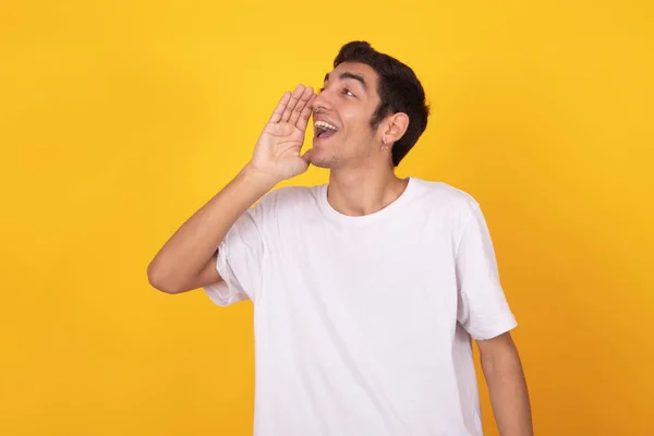 Retrato Joven Aislado Sobre Fondo Color — Foto de Stock