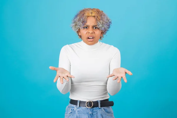 Jovem Afro Americana Menina Isolada Cor Fundo — Fotografia de Stock