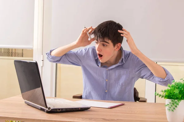 Amazed Scared Teenage Student Desk Computer — Stock Photo, Image