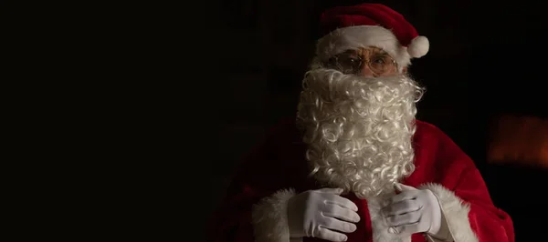 Portrait Père Noël Claus Avec Barbe Espace Libre Pour Texte — Photo