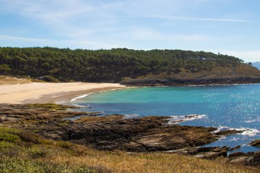 Cabo 'nun Pontevedra, Galiçya, İspanya' daki sahil manzarası ve panoramiği.