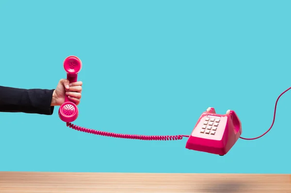 Business Woman Holding Red Phone Urgent Call Waiting Classic Red — Stock Photo, Image