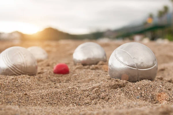 Παραλία Ένα Παιχνίδι Bocha Λαμπρή Ασημένιες Μπαλίτσες Για Ένα Bocha — Φωτογραφία Αρχείου