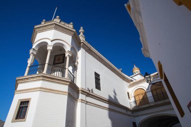Boğa güreşi arena, plaza de toros Sevilla.Spain. Yıllık Seville Fuarı süresince Seville, bu dünyanın en iyi bilinen boğa güreşi festivallerinden biri sitedir.