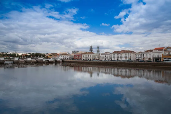 Historische Architektur Der Stadt Tavira Tavira Ist Eine Portugiesische Stadt — Stockfoto