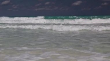 Boş Cayo Jutias beach, il Pinar del Rio, Küba üzerinde