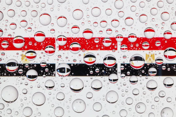 Bandiere Dell Egitto Dietro Vetro Coperto Gocce Pioggia — Foto Stock