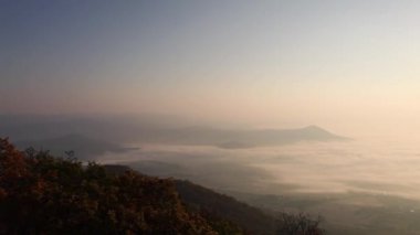 Puslu sabah Central Bohemian Uplands, Çek Cumhuriyeti