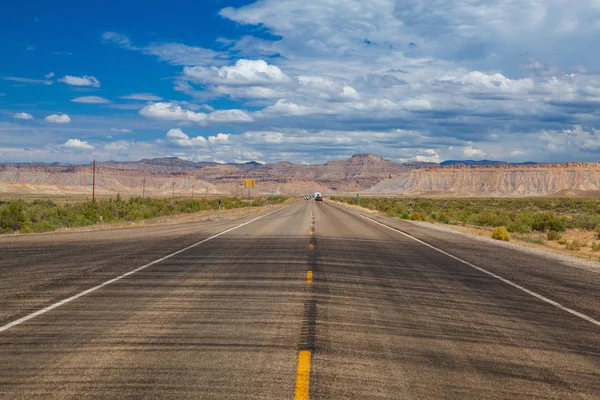 Típica Carretera Larga Americana Desierto Utah — Foto de Stock