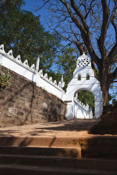 Poort Naar Dowa Raja Maha Viharaya Tempel Sri Lanka Tempel — Stockfoto