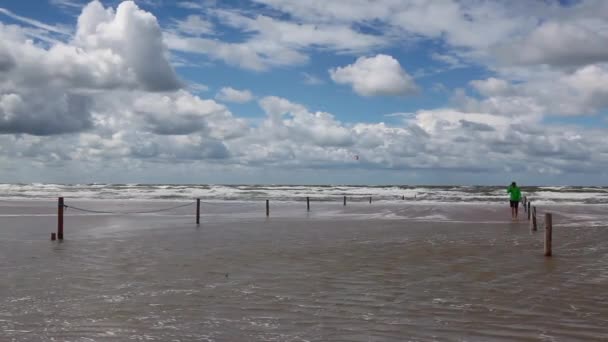 Στην Καταπληκτική Παραλία Lakolk Μετά Από Δυνατή Βροχή Αυτή Παραλία — Αρχείο Βίντεο