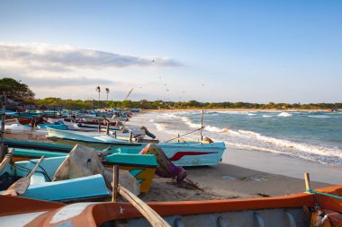 Günbatımı küçük Harbor Yala Milli Parkı, Sri Lanka