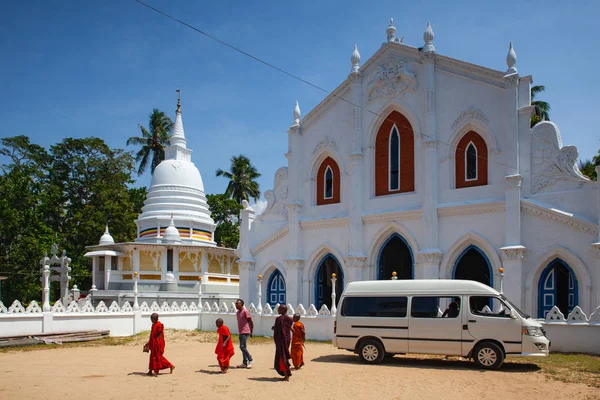 Oude boeddhistische tempel complex, Sri Lanka — Stockfoto