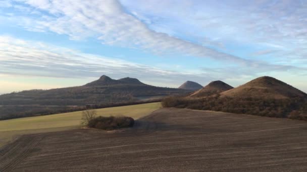 Zonsopgang Midden Boheemse Hooglanden Tsjechië Midden Boheemse Uplands Een Bergketen — Stockvideo