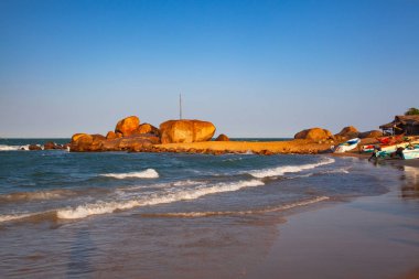 Günbatımı küçük Harbor Yala Milli Parkı, Sri Lanka