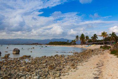 Sahilde Playa Giron, Küba. 