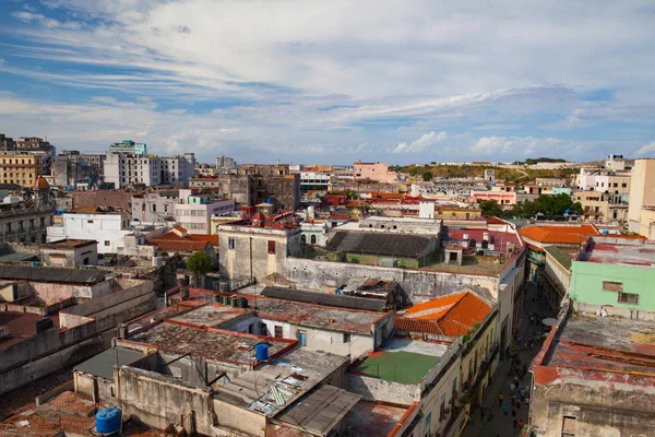 Widok z góry dachy i budynków, Hawana, Kuba — Zdjęcie stockowe