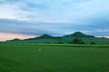 Orta Bohemya Dağlık Bölgesi Manzarası, Çek Cumhuriyeti. 