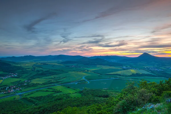 Pohled z vrchu LoVoS Hill. Západ slunce na Středočeském Vysočině, cze — Stock fotografie