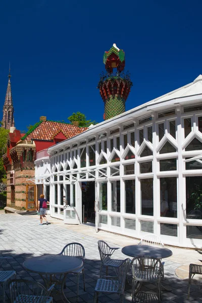 Paleis van El Capricho door de architect Gaudi, Comillas, Spanje — Stockfoto