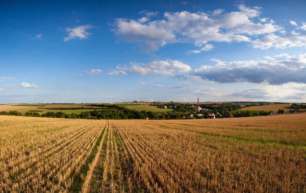 Zvoleneves vesnice při západu slunce. Česká republika — Stock fotografie