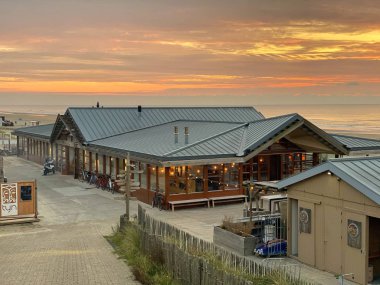 Ünlü Tijn Akersloot restoranı, Zandvoort, Hollanda