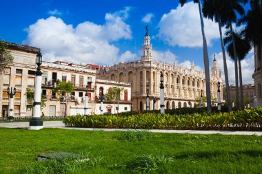 Havana, Küba - 21 Ocak 2017: Havana, Havana, Küba Büyük Tiyatrosu. Tiyatro Küba Ulusal Balesi 'ne ev sahipliği yaptı.