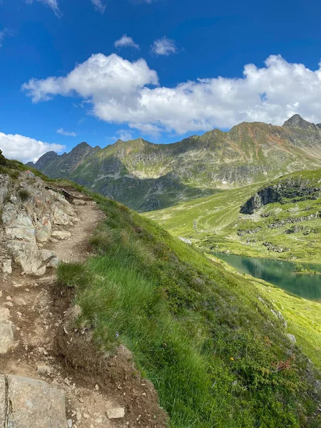 Sentiero Ripido Sulla Riva Del Lago Giglachsee Nel Tauri Stiria — Foto Stock
